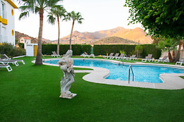 HOTEL AGADES