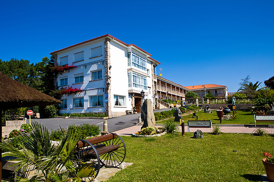 APARTHOTEL VILLA CABICASTRO - photo 0