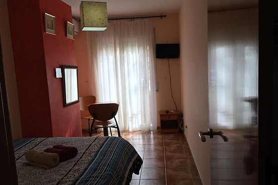 CAL MANESCAL - photo 5