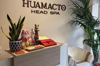 Un head spa con de masaje espalda para 1 en Humacto Head Spa en Madrid